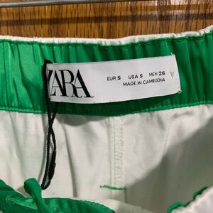 Zara Emerald and White Casual pants